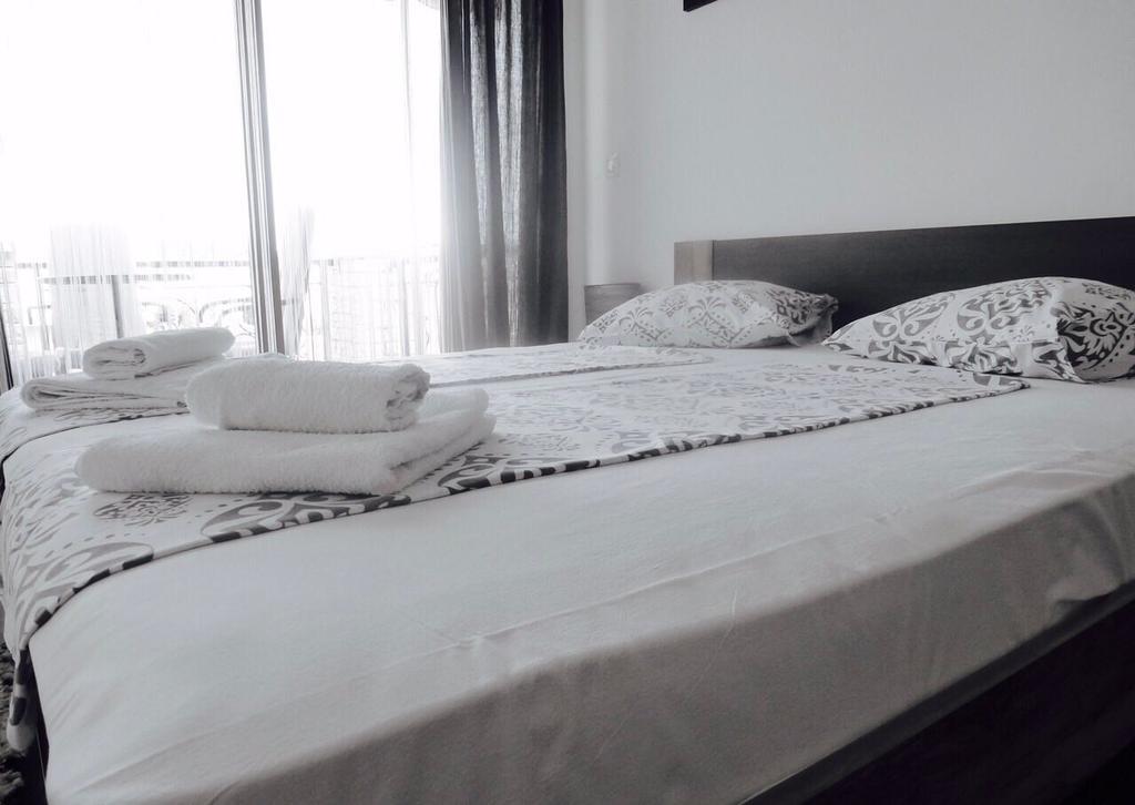 Apartman Apartments Danex Aida