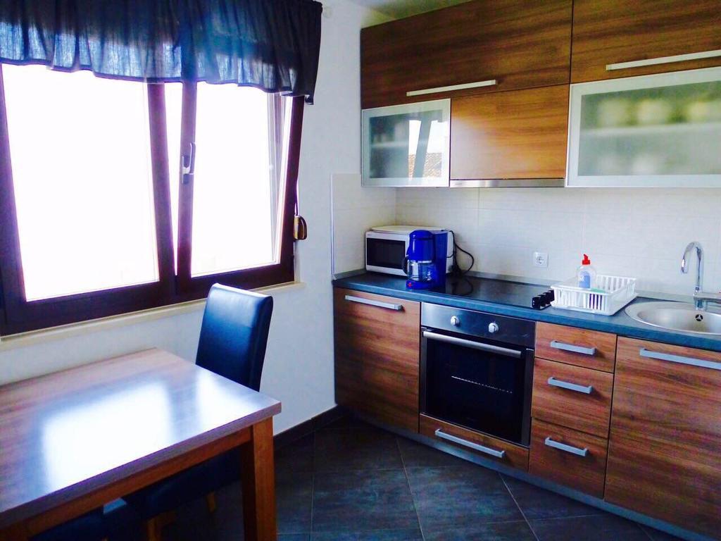 Apartments Danex Aida Apartman